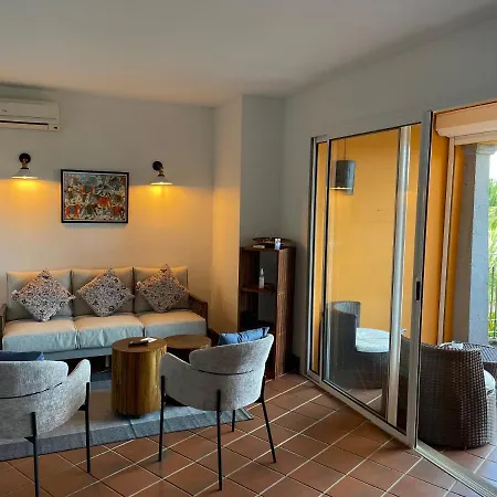 Picturesque Riverside 2-Bedroom Ensuite Villa In Port Chambly